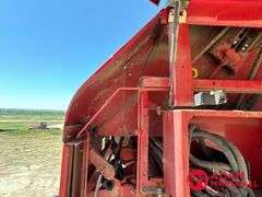 2013  New Holland  BR7090  Specialty Crop Baler