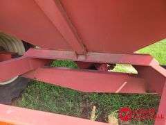 J&M  525  Grain Cart
