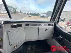 2016  Western Star  4700  Semi Truck