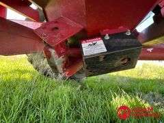 2011  J & M  875-18   Grain Cart