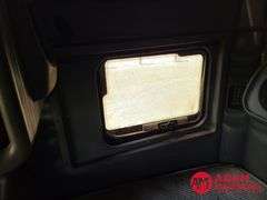 2000  Kenworth  T2000  Semi Truck