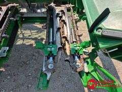 2019  John Deere  708C  Corn Head - 8R30