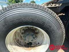 1995  Ford  LTA9000   Semi Truck - Diesel