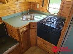 1998  Sundowner  4-Horse Trailer w/ Living Quarters  - 34FT