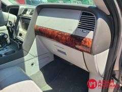 2006  Lincoln  Navigator  SUV - Gasoline