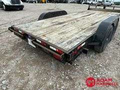 1999  Titan  Flatbed Trailer - 18FT