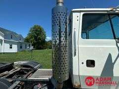 1995  Ford  LTA9000   Semi Truck - Diesel