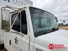 2000  Freightliner  FL60  Box Truck