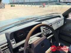 1987  Mazda  B2600  Pickup - Gasoline