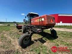 2005  Hesston  9240  Swather