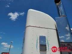 2016  Kenworth  T880  Semi Truck