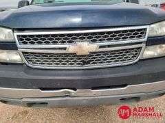 2005  Chevrolet  Silverado 2500  Pickup - Gasoline