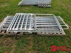 (7) Sheep/Goat Panels & Gates
