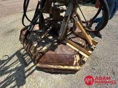 Caterpillar  120  Motor Grader - Mower