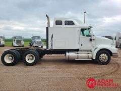 2004  International  9400t  Semi Truck