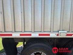 1993  International  Eagle 9300  Straight Truck