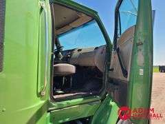 2006  Sterling  9500  Semi Truck