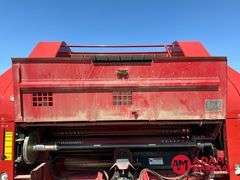 2013  New Holland  BR7090  Specialty Crop Baler