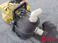 John Deere  Transfer Pump