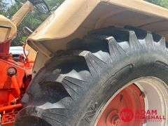 1966  J.I. Case  930  Tractor - Propane