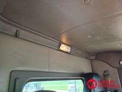 2011  Kenworth  T800  Semi Truck