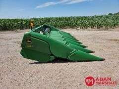 2019  John Deere  708C  Corn Head - 8R30