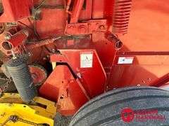 2013  New Holland  BR7090  Specialty Crop Baler
