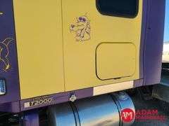 2000  Kenworth  T2000  Semi Truck