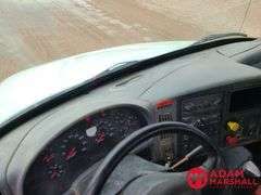 2005  International Harvester  8000  Semi Truck