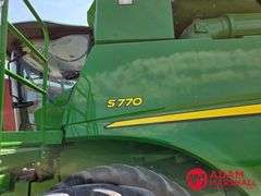 2018  John Deere  S770  Combine