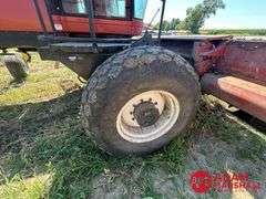 2005  Hesston  9240  Swather