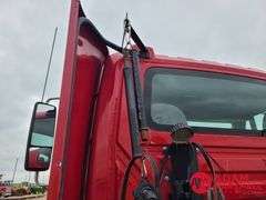 2014  International  Pro Star+  Semi Truck