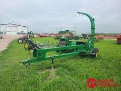 1998  John Deere  3950  Silage Chopper (Video)