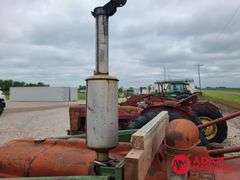 1951  Farmall  H  Tractor w/ Loader - Gasoline