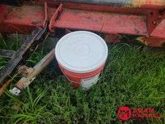 Hiniker  5600  Stalk Chopper/Windrower - 15FT