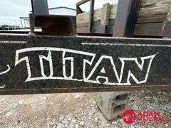 1999  Titan  Flatbed Trailer - 18FT