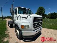 1995  Ford  LTA9000   Semi Truck - Diesel