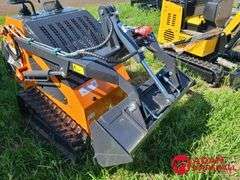 Unused 2024 Land Hero Mini Skid Steer Loader - Gasoline