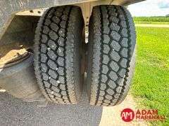 1995  Ford  LTA9000   Semi Truck - Diesel