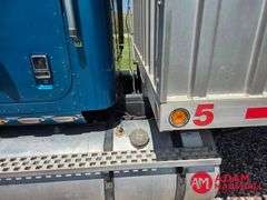 1993  International  Eagle 9300  Straight Truck