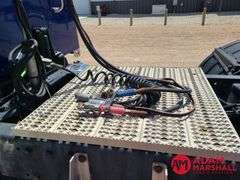 2006  Peterbilt  379  Semi Truck