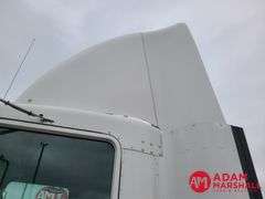 2012  Kenworth  T800  Semi Truck