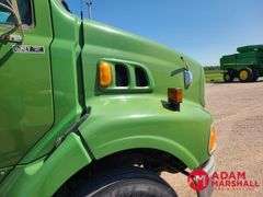 2006  Sterling  9500  Semi Truck
