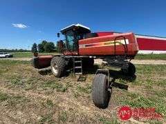 2005  Hesston  9240  Swather