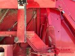 2013  New Holland  BR7090  Specialty Crop Baler