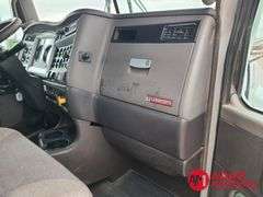 2012  Kenworth  T800  Semi Truck