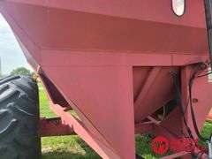 J&M  525  Grain Cart