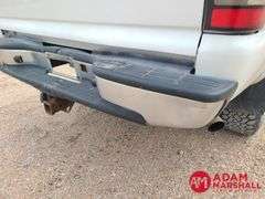 2004  Chevrolet  Silverado 3500  Pickup - Gasoline