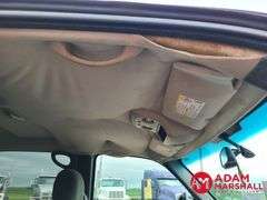 2004  Chevrolet  Silverado 3500  Pickup - Gasoline