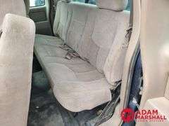 2005  Chevrolet  Silverado 2500  Pickup - Gasoline
